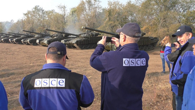 Представители ОБСЕ снимали отвод танков ЛНР от линии соприкосновения