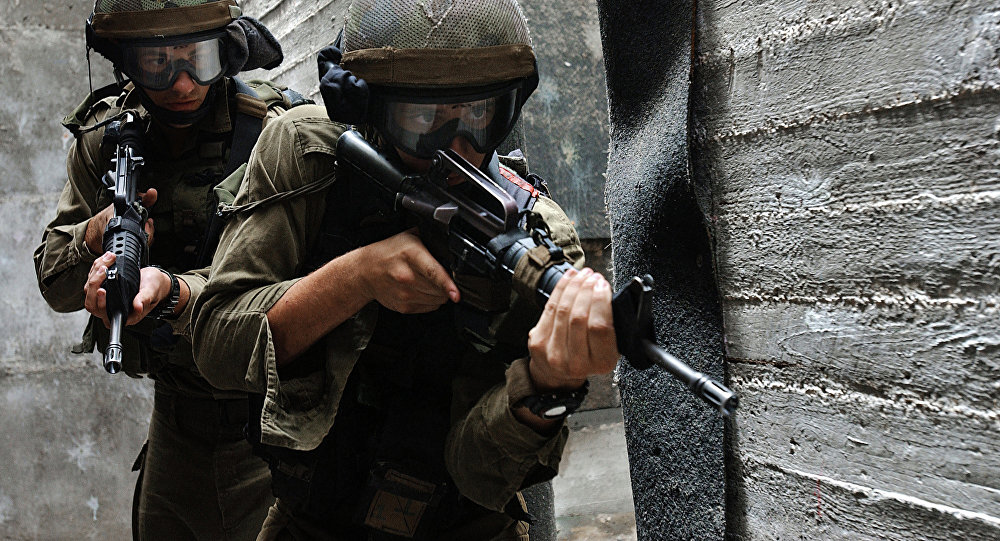 В Иерусалиме араб обстрелял штаб милиции, ранив восемь человек