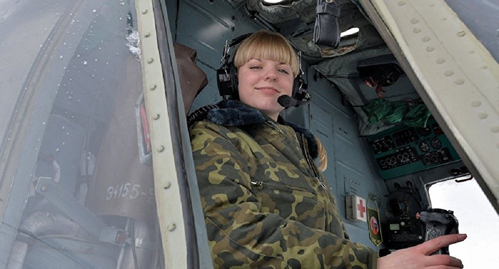 Девушка-пилот военной авиации: хочу летать