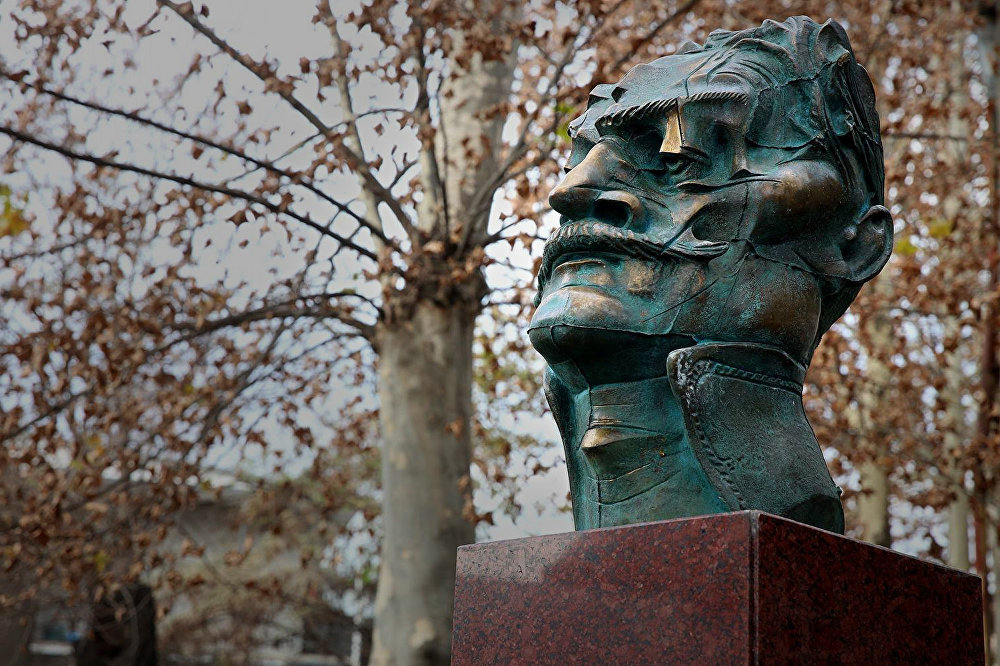 თბილისში საქართველოს ეროვნული გმირის, გიორგი მაზნიაშვილის ბიუსტი გაიხსნა