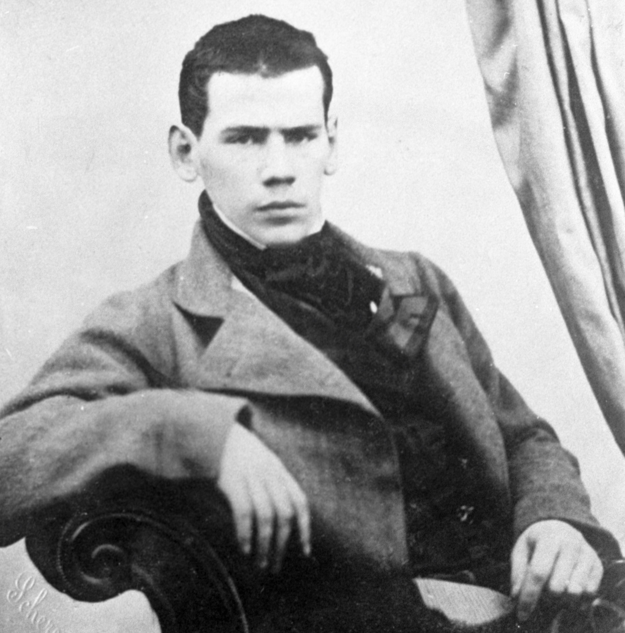 Писатель Лев Николаевич Толстой Писатель Лев Николаевич Толстой