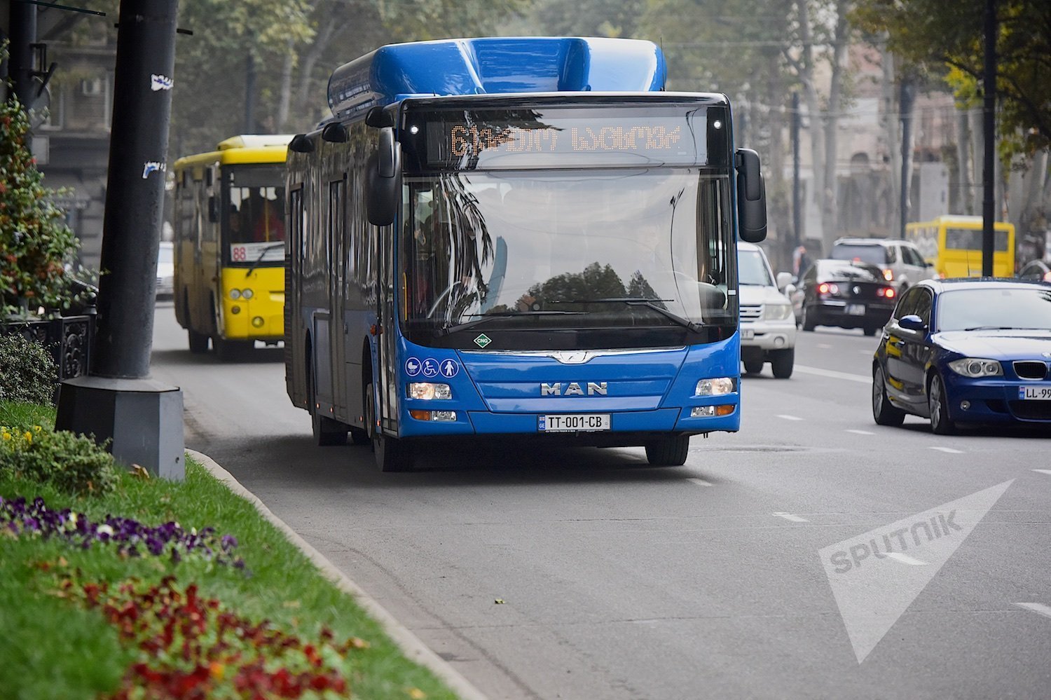 Проезд на автобусе в Тбилиси стоит 0,2 доллара Проезд на автобусе в Тбилиси стоит 0,2 доллара