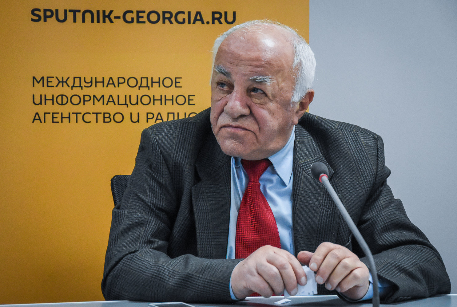 Драматург, главный редактор журнала Театр и жизнь Гурам Батиашвили Драматург, главный редактор журнала Театр и жизнь Гурам Батиашвили