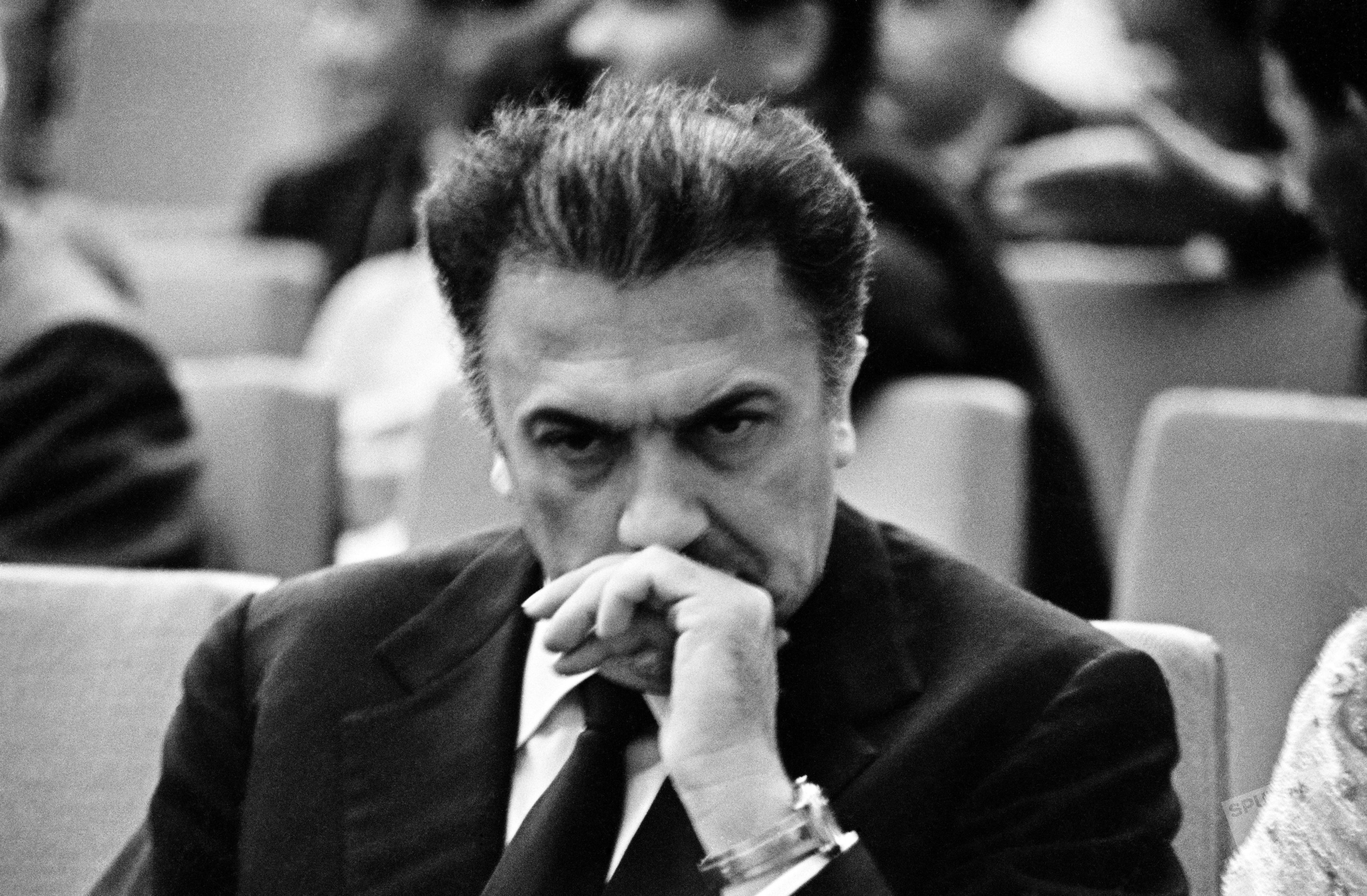Выдающийся итальянский кинорежиссёр Федерико Феллини Выдающийся итальянский кинорежиссёр Федерико Феллини