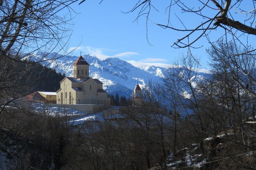 Храм в Местии, Сванети Храм в Местии, Сванети