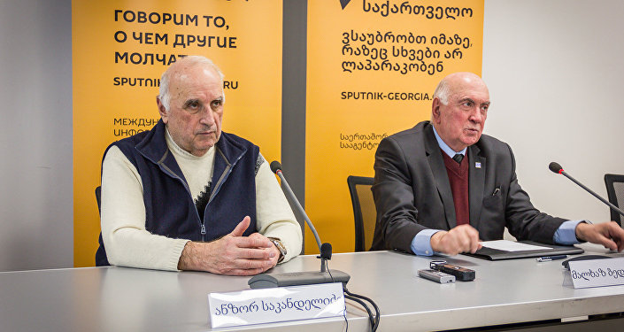 Пресс-конференция экспертов по вопросам строительства в Тбилисском международном пресс-центре