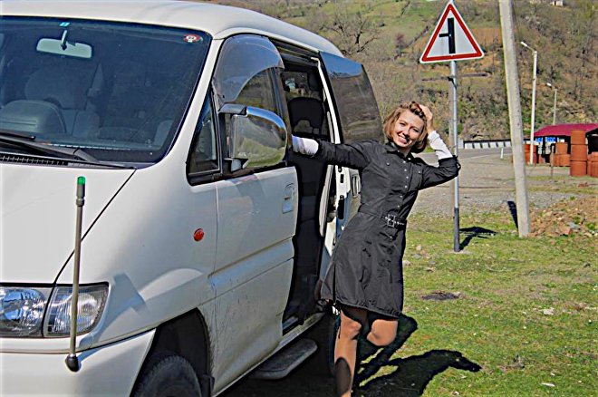 Екатерина Николаева путешествует по Грузии Екатерина Николаева путешествует по Грузии