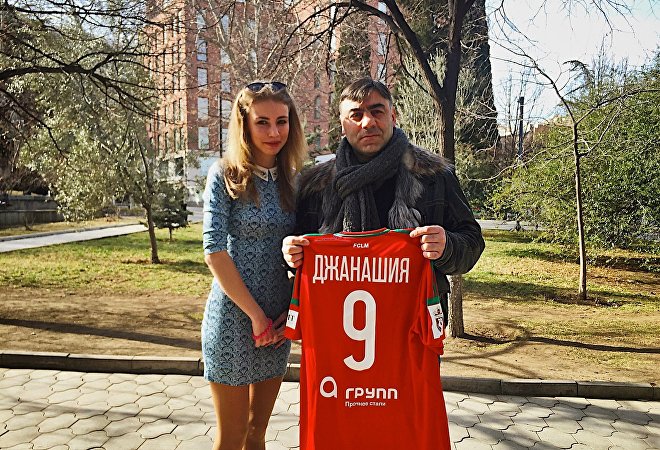 Анна Галлай с Зазой Джанашия в Тбилиси Анна Галлай с Зазой Джанашия в Тбилиси