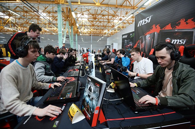 Работа за компьютером Работа за компьютером